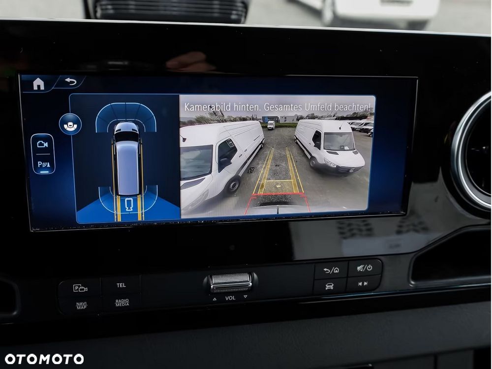 Mercedes-Benz Sprinter - 13