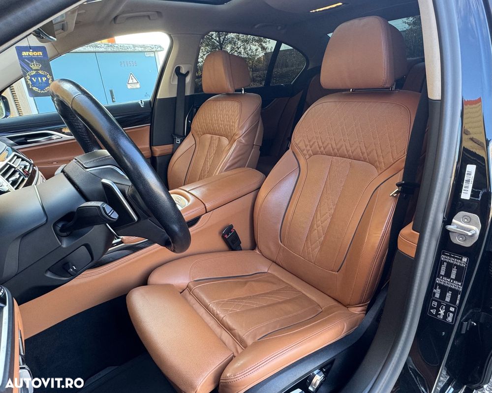 BMW Seria 7 740d xDrive MHEV - 11