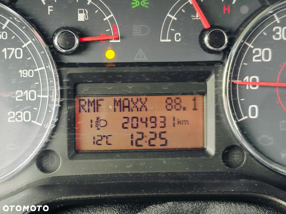 Fiat Grande Punto 1.4 8V Emotion - 21