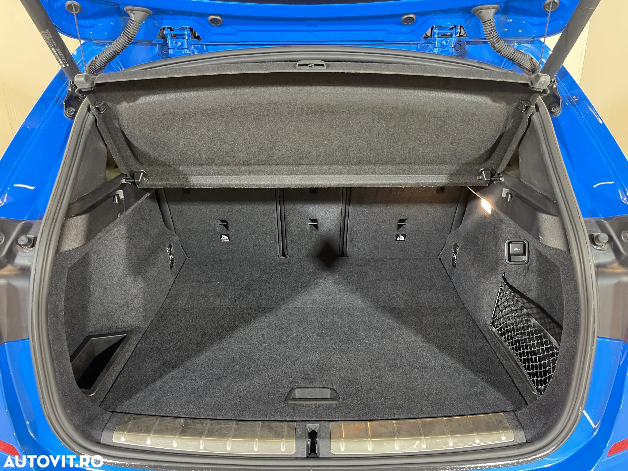 BMW X1 xDrive20i AT Sport Line - 12