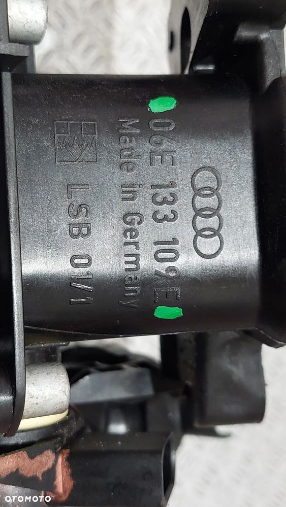 ZACISK HAMULCOWY KOMPLET PRAWY TYŁ AUDI A6 C6 R2005 3,2 FSI 4X4 - 4