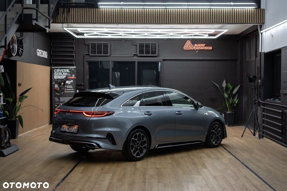 Kia ProCeed 1.5 T-GDI GT Line - 17