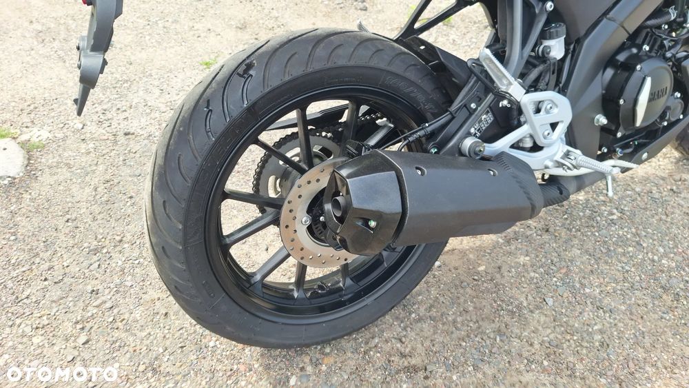 Yamaha MT - 4