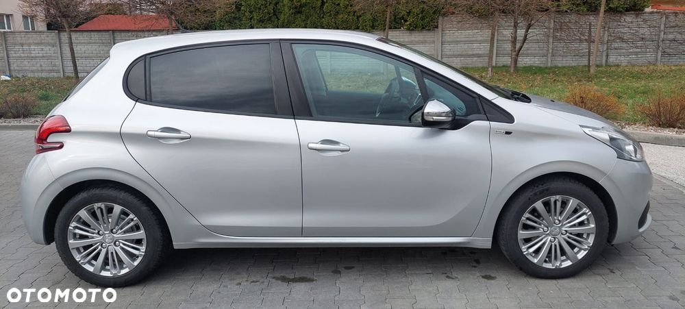 Peugeot 208 PureTech 82 Active - 3