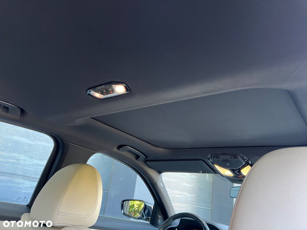 BMW Seria 3 320d Luxury Line sport - 18