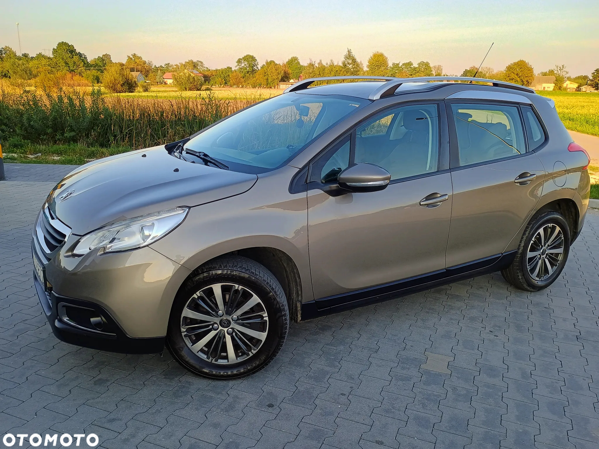 Peugeot 2008 1.2 Pure Tech Active - 3
