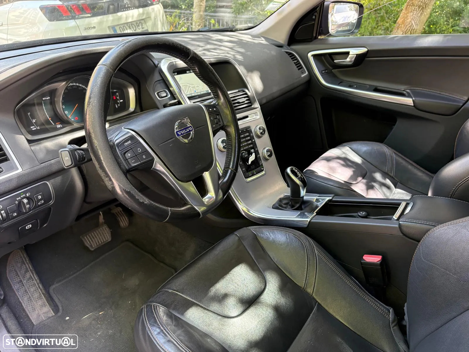 Volvo XC 60 2.4 D5 Summum Geattronic - 10