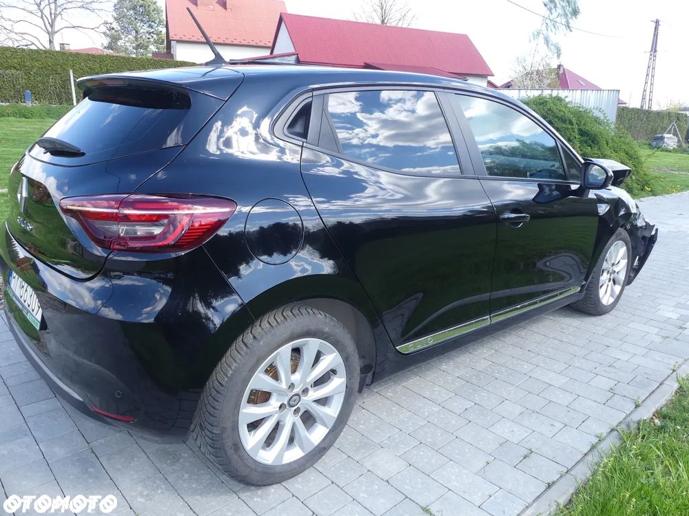 Renault Clio - 9