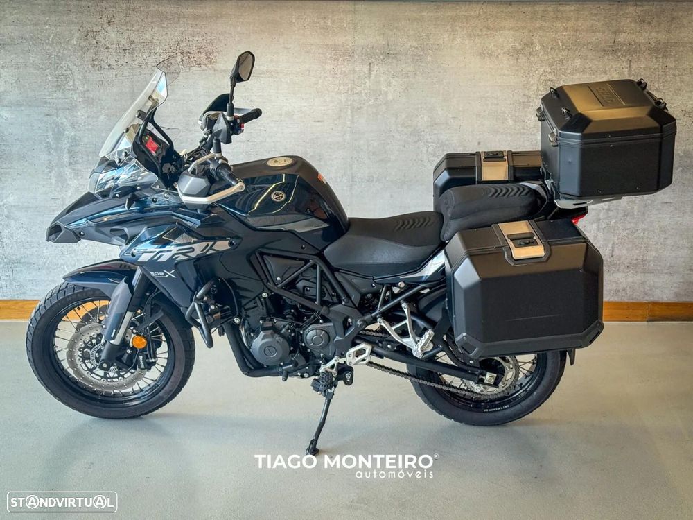 Benelli TRK 502 - 8