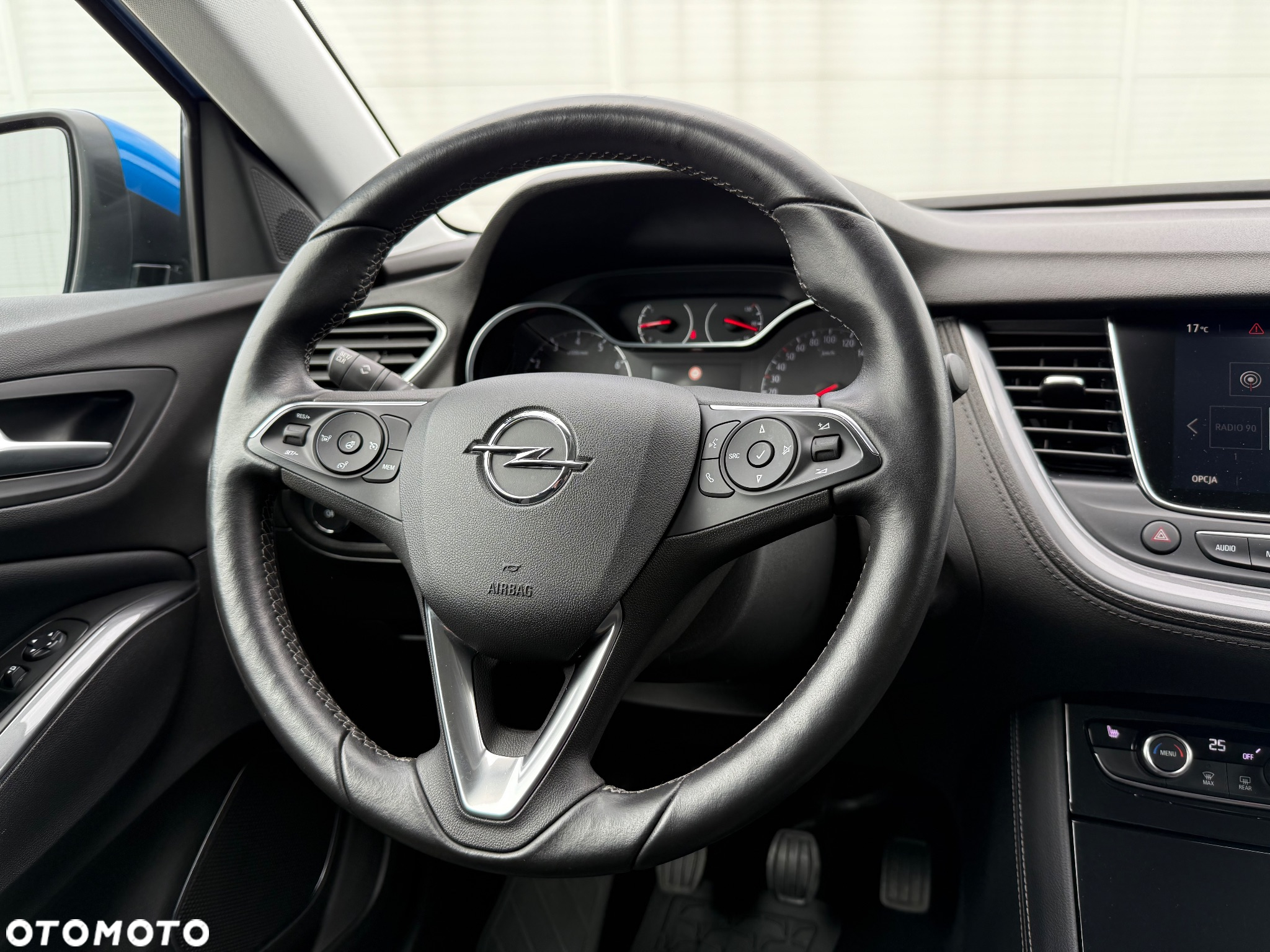 Opel Grandland X 1.2 T Enjoy S&S - 24