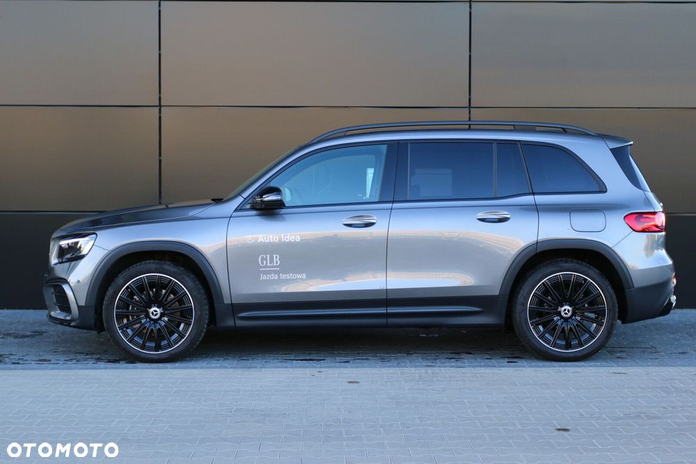 Mercedes-Benz GLB 200 AMG Line 7G-DCT - 8