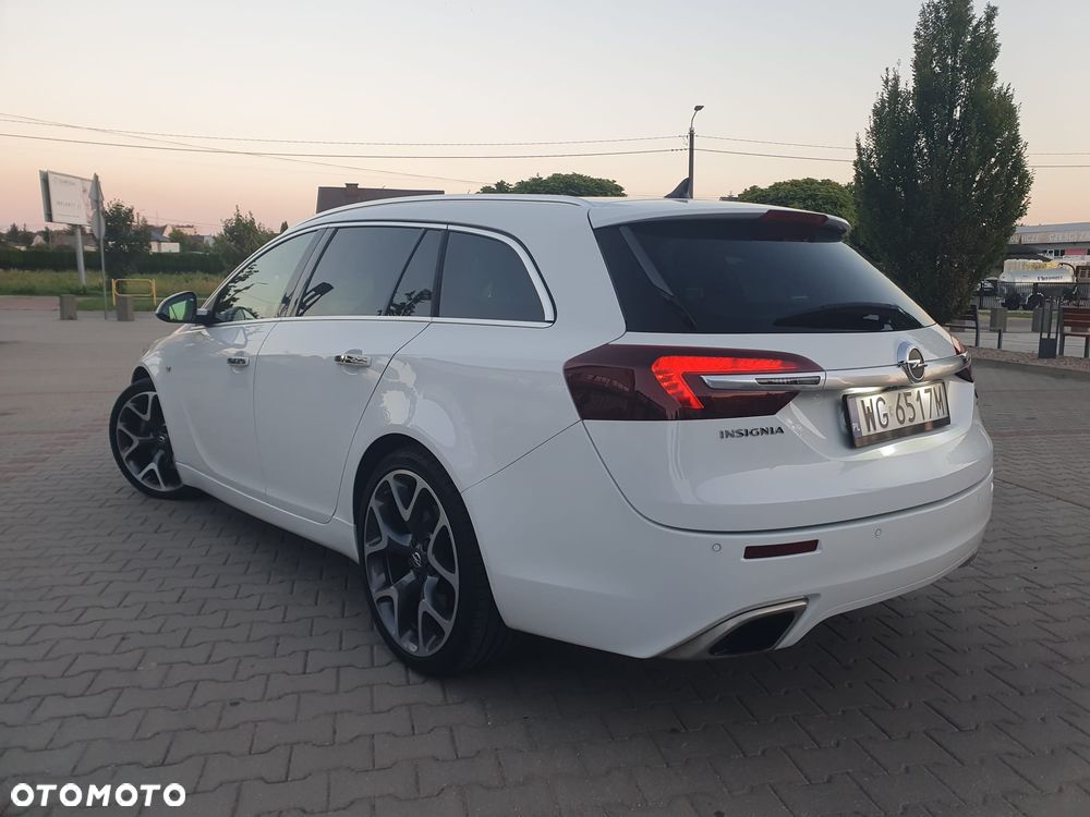 Opel Insignia 2.8 T V6 OPC EU6 - 4