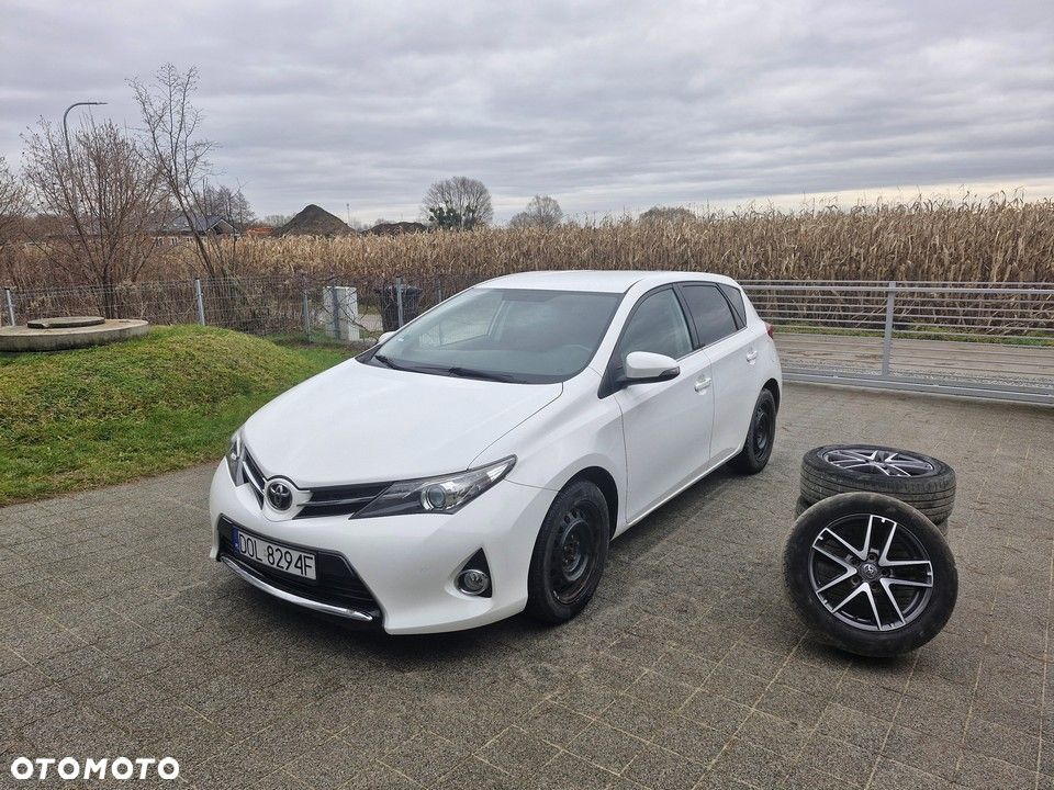 Toyota Auris 1.6 Valvematic Life Plus - 2