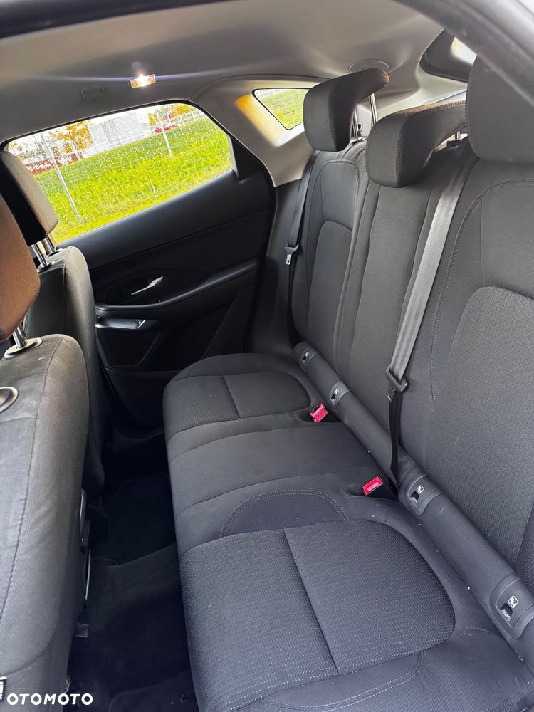 Jaguar E-Pace 2.0 i4D AWD - 8