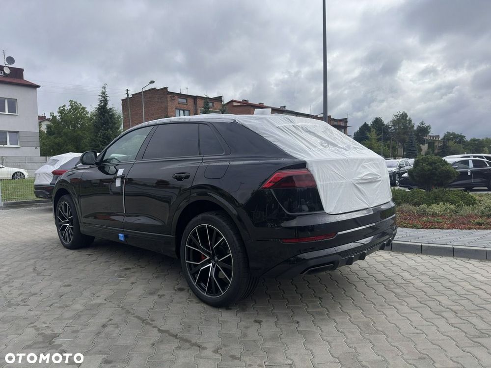 Audi Q8 - 5