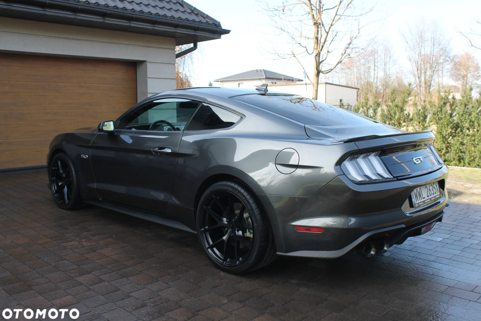 Ford Mustang 5.0 V8 GT - 32