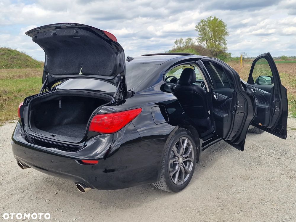 Infiniti Q50 - 36