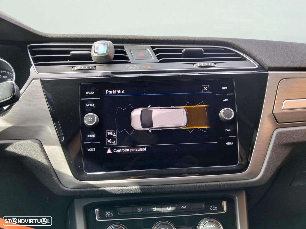 VW Touran 1.6 TDI Confortline DSG - 13