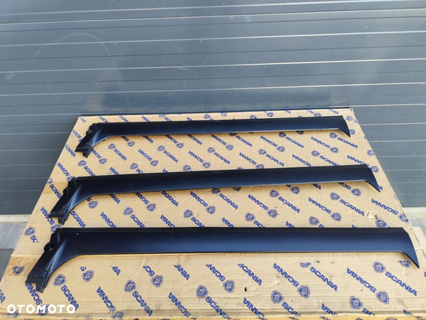 LISTWA OSŁONA SŁUPKA SCANIA NEXT GEN 2323513 RH