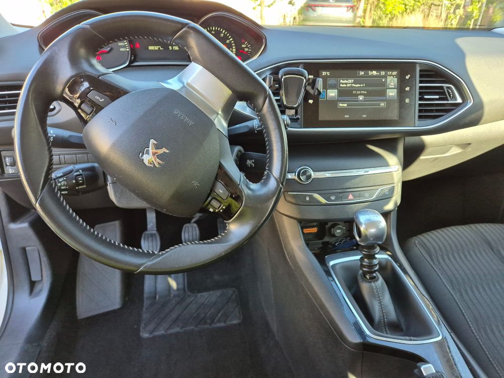 Peugeot 308 - 10