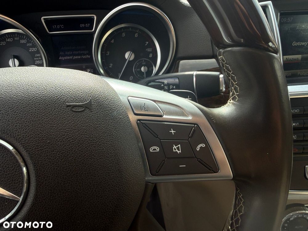 Mercedes-Benz GL - 31