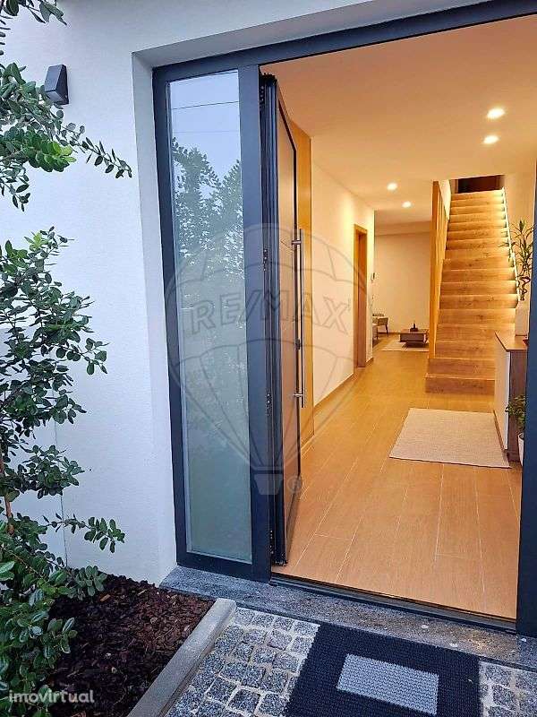 Moradia T5 para venda - Grande imagem: 3/43