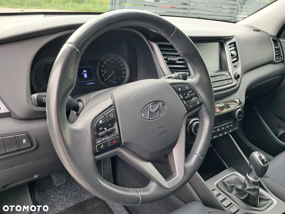 Hyundai Tucson 1.6 Turbo 2WD Navi - 28