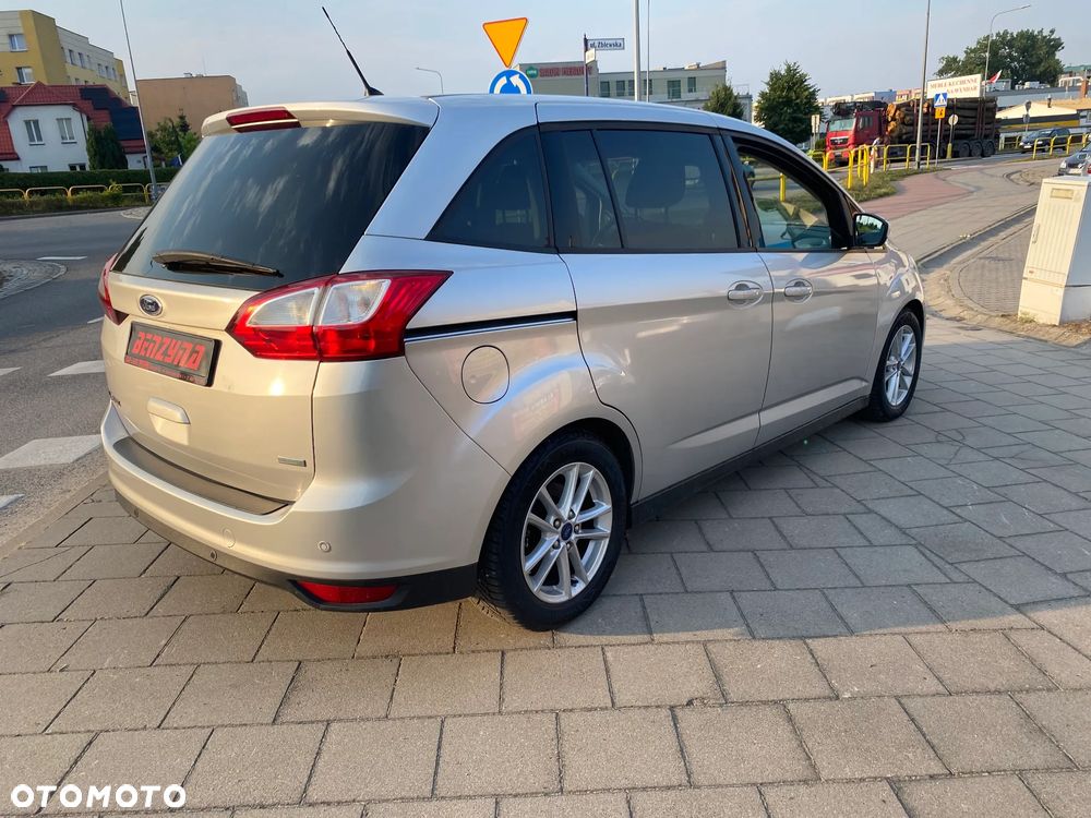 Ford Grand C-MAX - 5