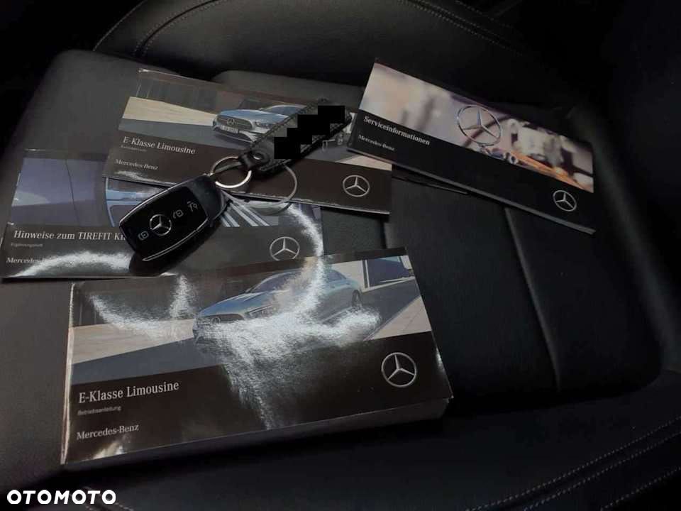 Mercedes-Benz Klasa E 220 d 4Matic 9G-TRONIC AMG Line - 23