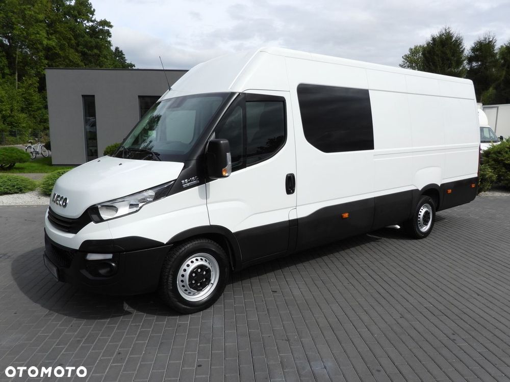 Iveco DAILY 35S16 FURGON BRYGADÓWKA 7 MIEJSC AUTOMAT HI-MATIC KLIMATYZACJA  160KM - 20