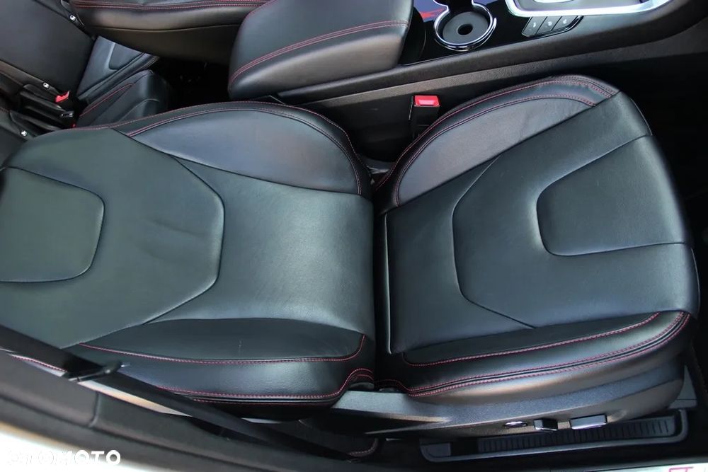 Ford S-Max 2.0 EcoBlue Twin-Turbo ST-Line - 22