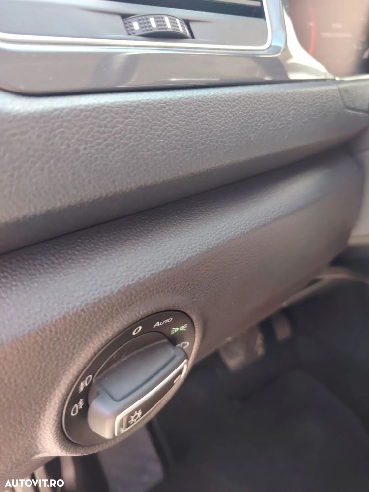 Volkswagen T-Roc 2.0 TDI SCR DSG Life - 23