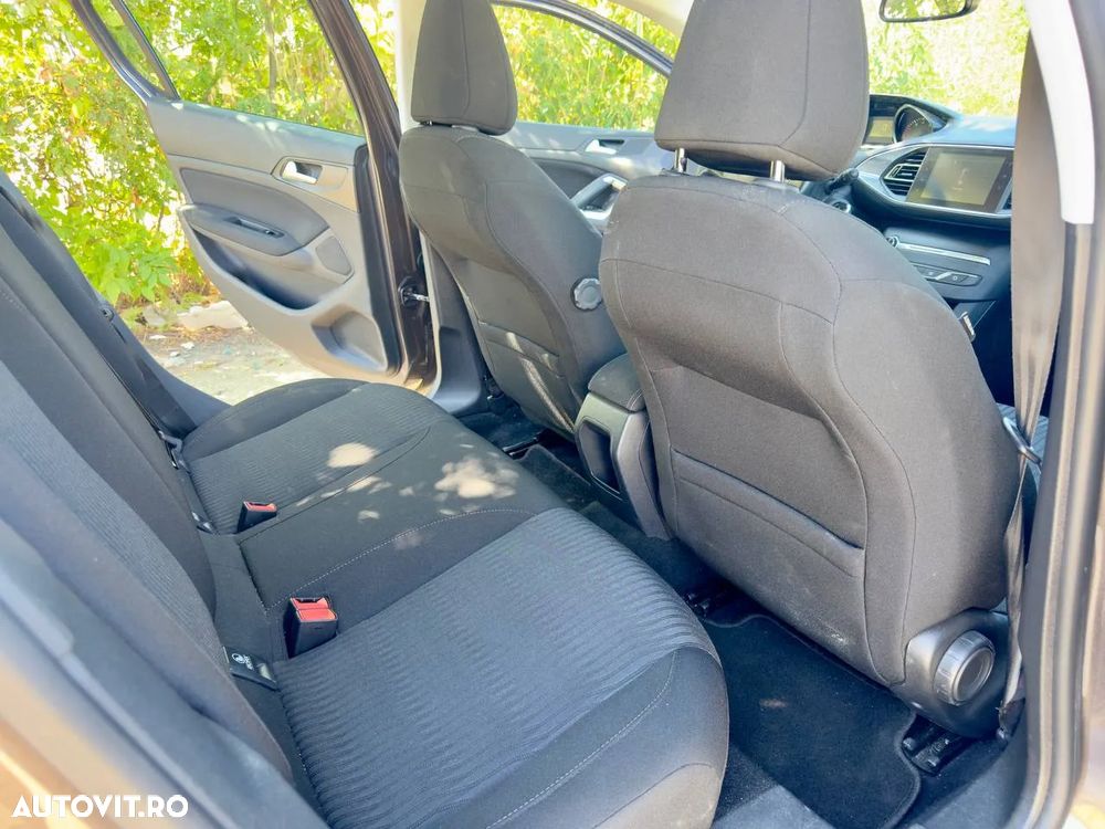 Peugeot 308 1.6 THP Access - 17