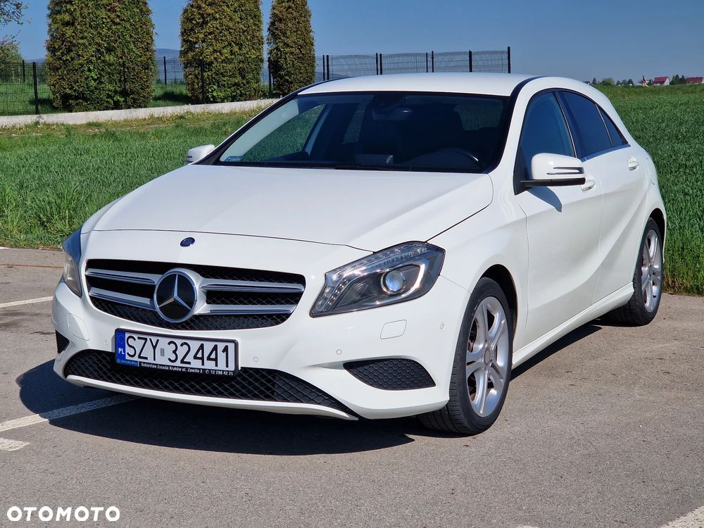 Mercedes-Benz Klasa A 180 7G-DCT Urban - 2