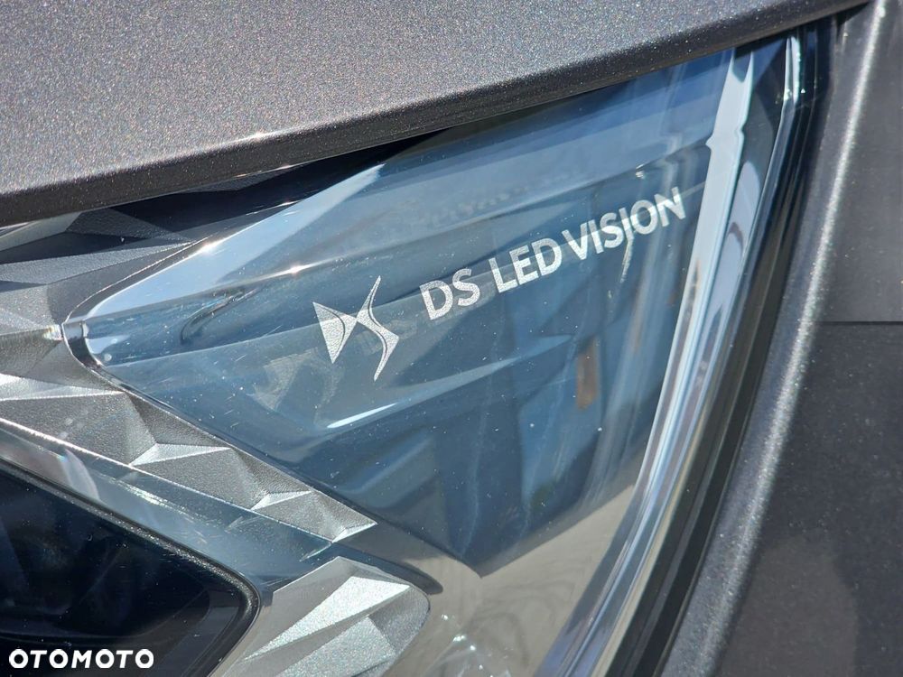 DS Automobiles DS 7 Crossback - 11