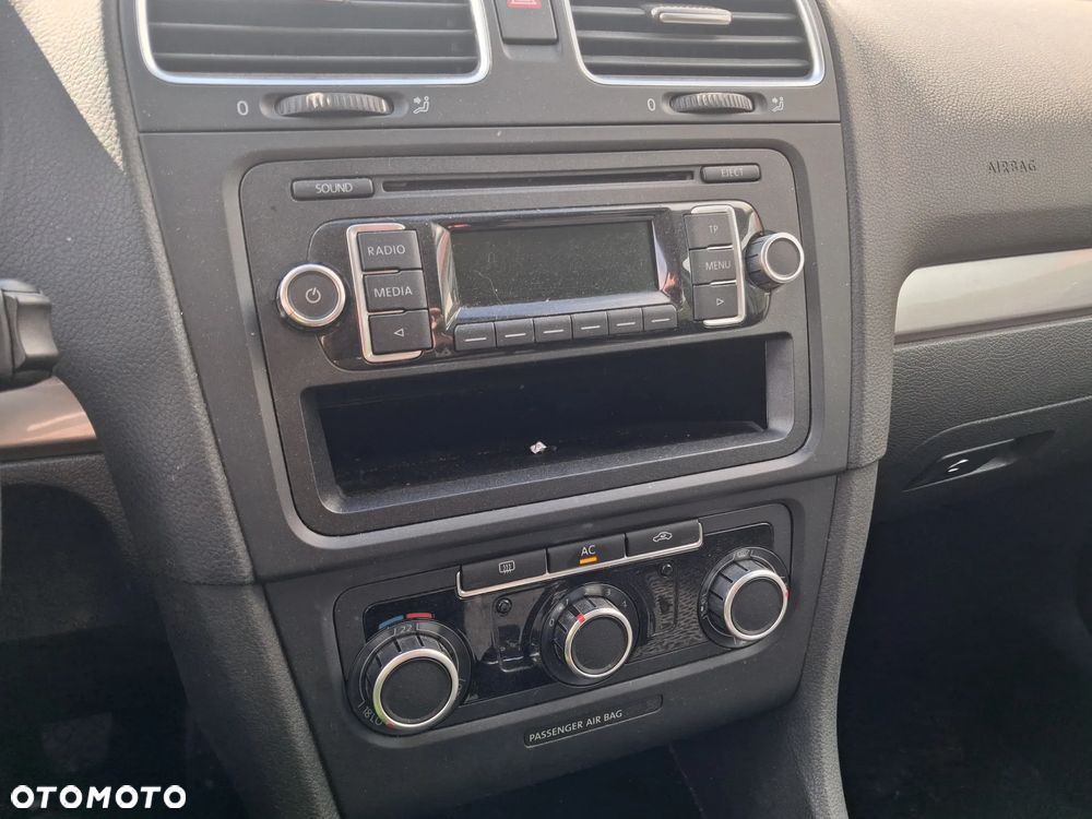 Volkswagen Golf 1.2 TSI BlueMotion Technology Comfortline - 12
