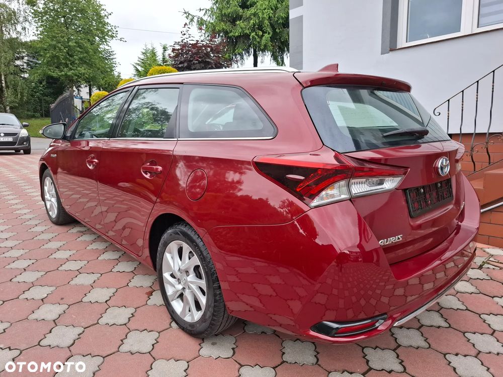 Toyota Auris - 10