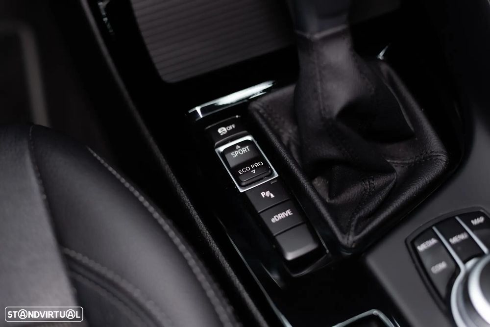 BMW X1 xDrive25e xLine - 37