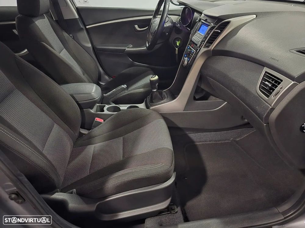 Hyundai i30 1.4 CRDi Blue Active - 17