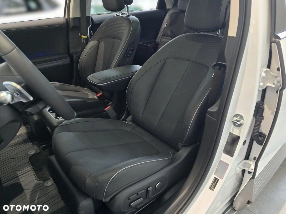 Hyundai IONIQ - 4