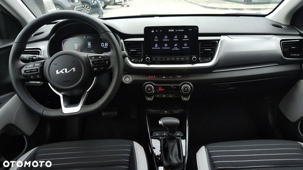Kia Stonic - 16