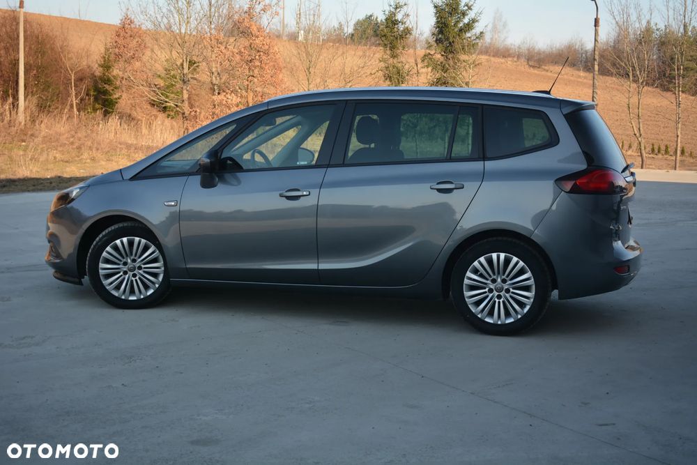Opel Zafira - 21