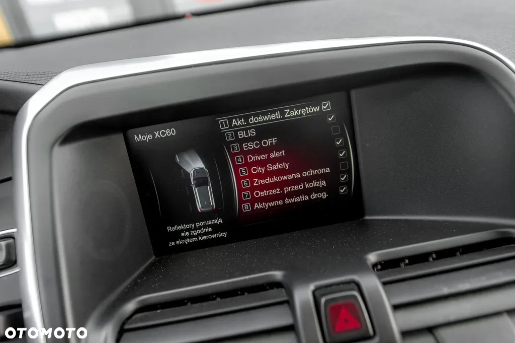 Volvo XC 60 D5 AWD Geartronic Ocean Race - 30