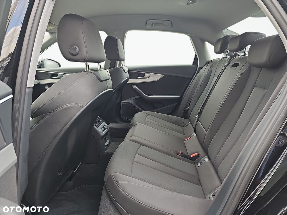 Audi A4 Limousine 35 TFSI mHEV S tronic - 25