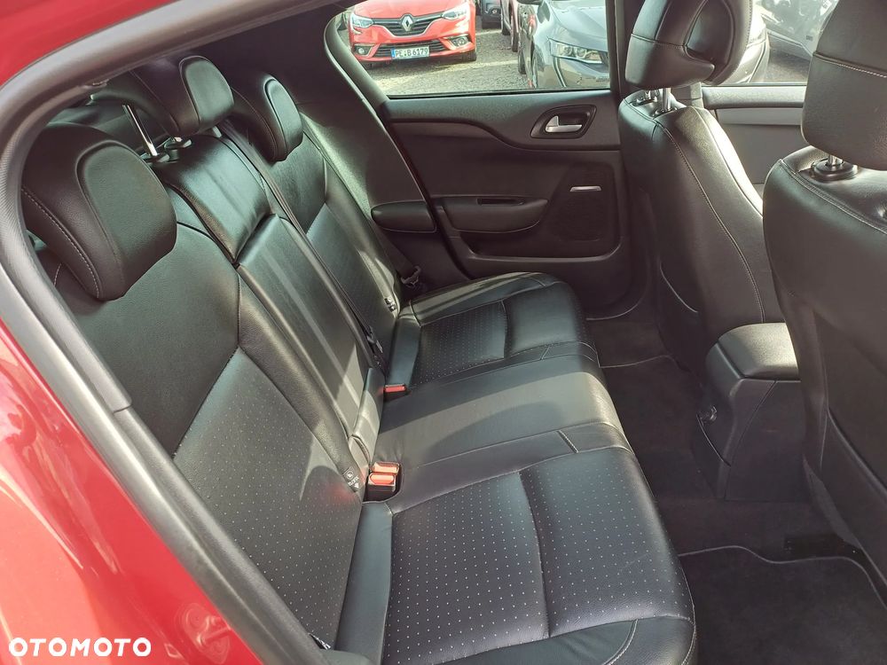 Citroën DS4 1.6 HDi SoChic - 13