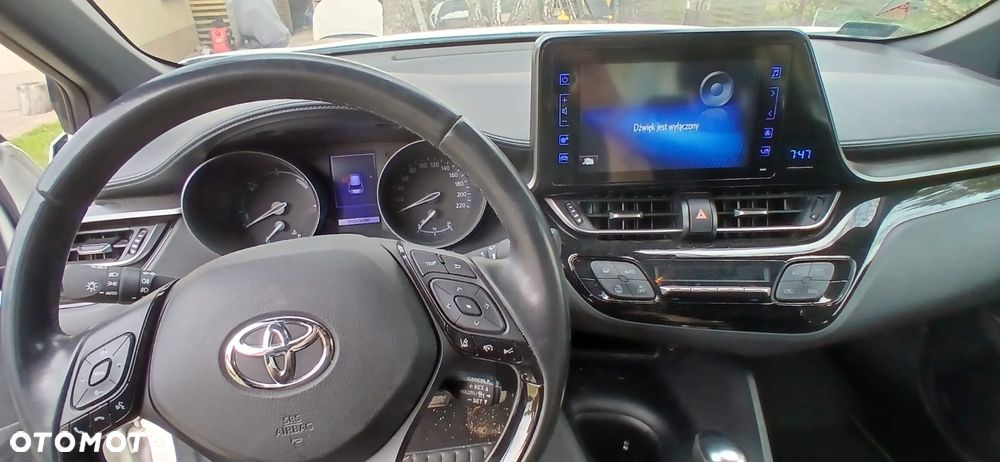 Toyota C-HR 1.8 Hybrid Dynamic - 8