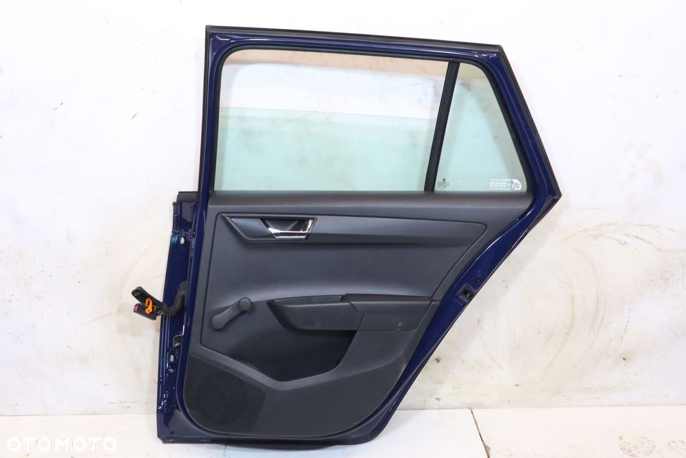 DRZWI PRAWY TYŁ SKODA FABIA III LF5A KOMBI - 2