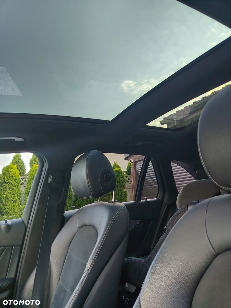 Mercedes-Benz GLC 220 d 4Matic 9G-TRONIC AMG Line - 13