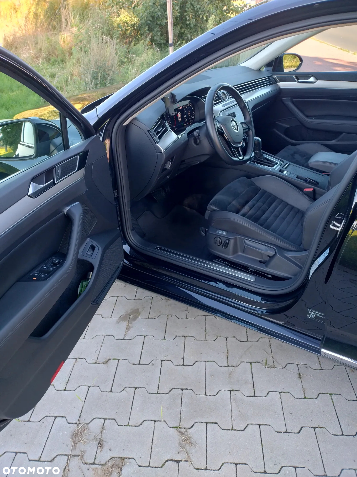 Volkswagen Passat - 18