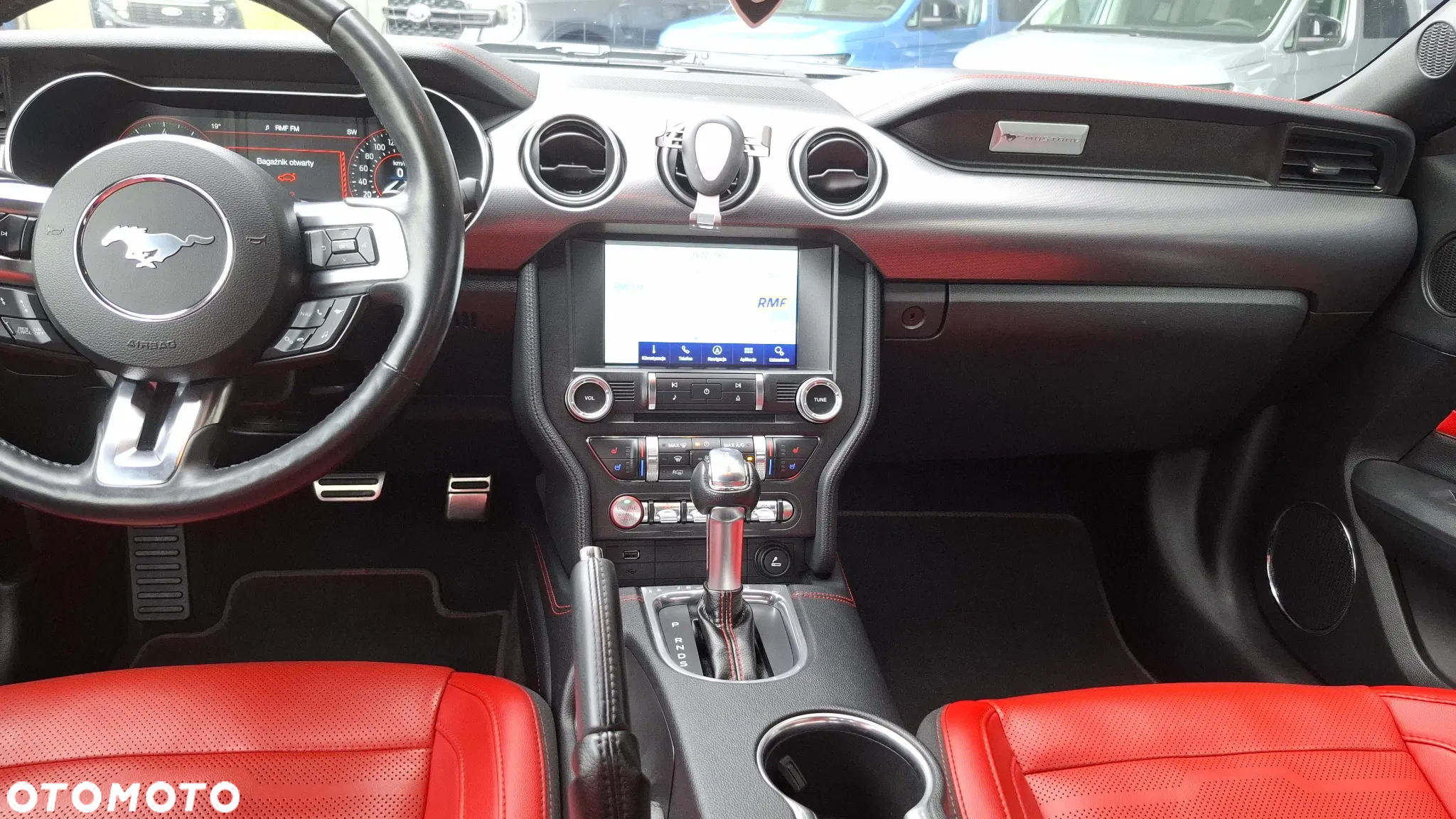 Ford Mustang 5.0 V8 GT - 18